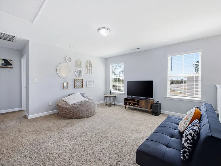 450 Hawksbill Dr — Photo 23