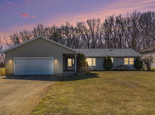 437 Kenaston Dr, Coldwater, MI 49036