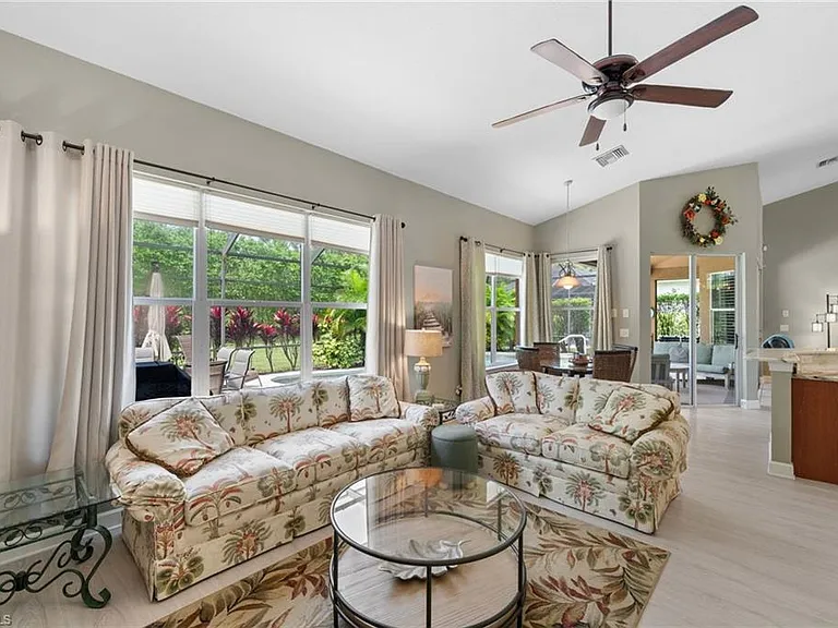 8888 Mustang Island Cir — Photo 24