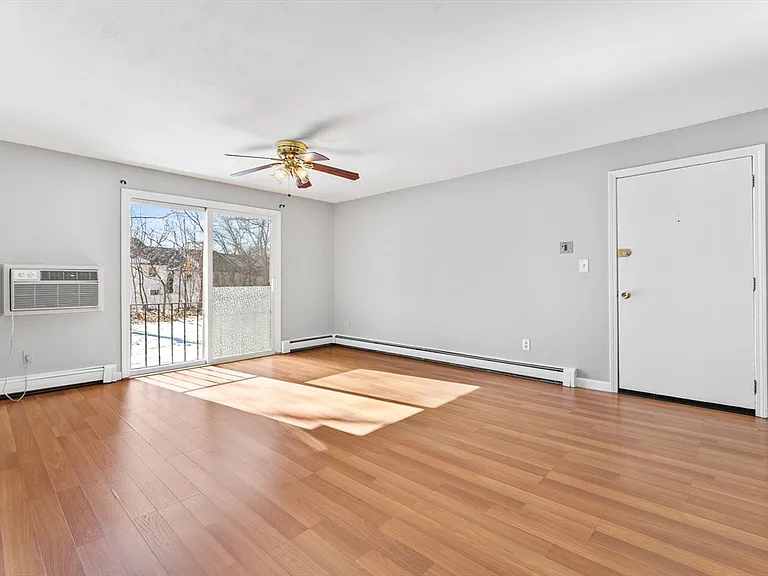 82 Boylston Ln #21 — Photo 4