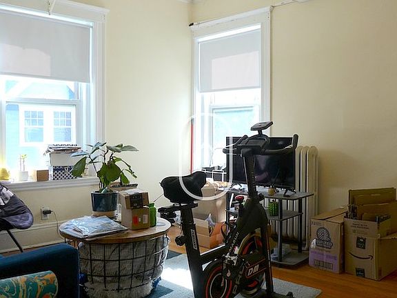 2nd image of 88 Naples Rd APT 2
