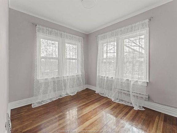 3rd image of 147 McEwan Ave