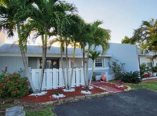 10370 SW 207th Ln, Cutler Bay, FL 33189