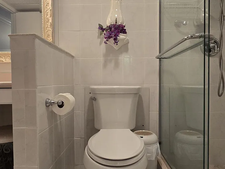 1161 Hillsboro Mile #107 — Photo 37