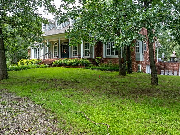 2nd image of 365 Calihan Rd