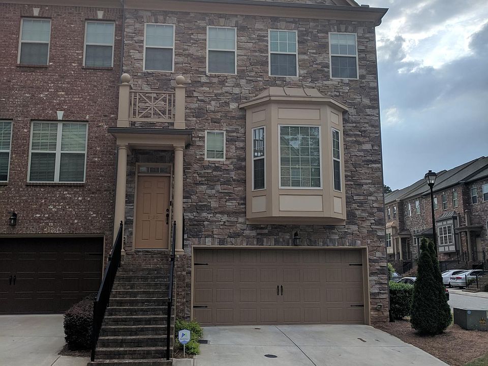 1st image of 1020 Willow Field Ln SE