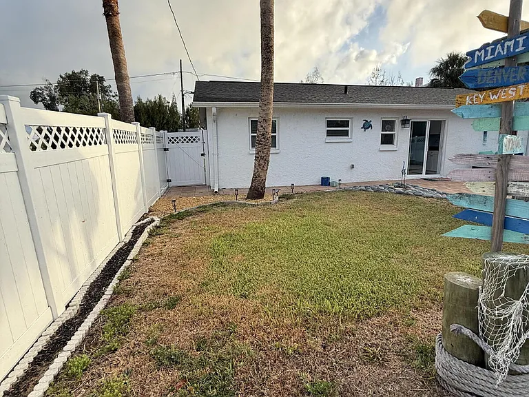 6814 Driftwood Dr — Photo 27