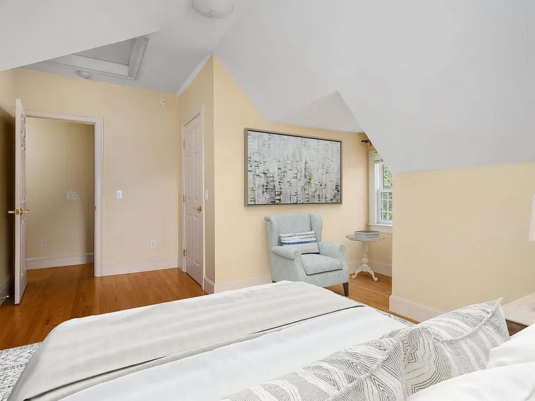 75 Orchard Ave #4 — Photo 29
