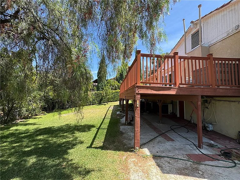 21015 Cantel Pl — Photo 31