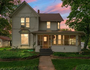 236 W Commercial Ave, Lowell, IN, 46356