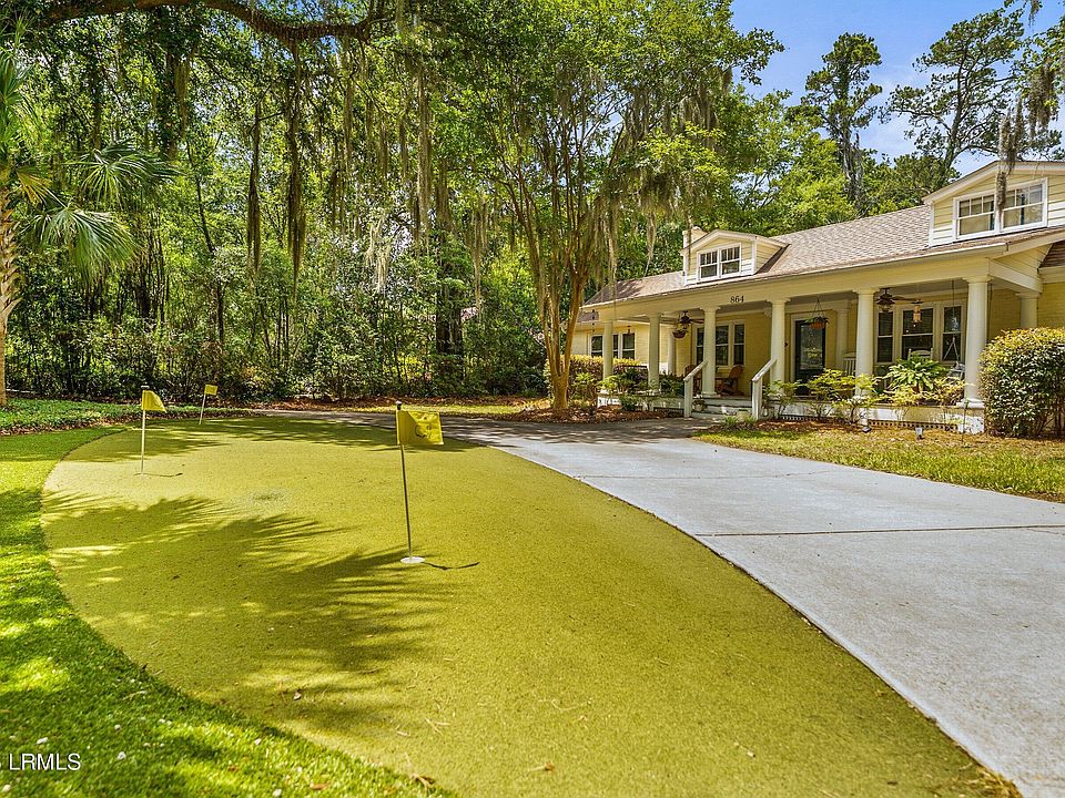 1st image of 864 Ribaut Road