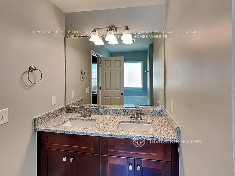 2308 Kingstree Dr — Photo 16
