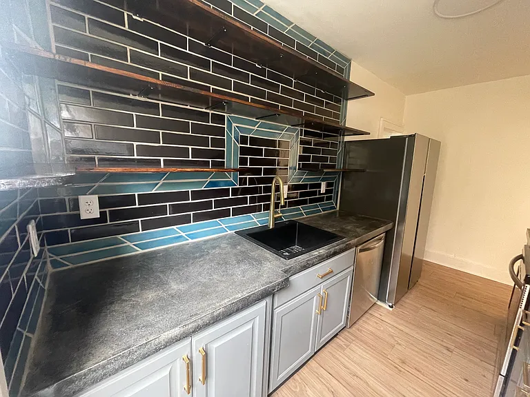 2972 Belvidere St #1N — Photo 11