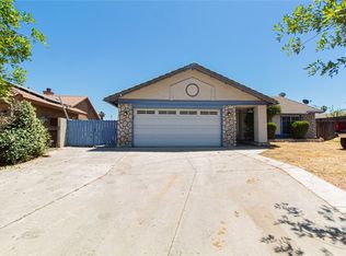 1255 Comiskey Ct, Perris, CA 92571