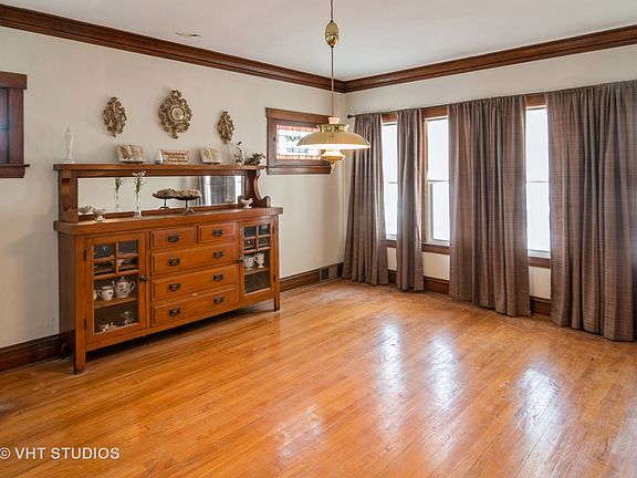 4th image of 1005 N 6th Ave