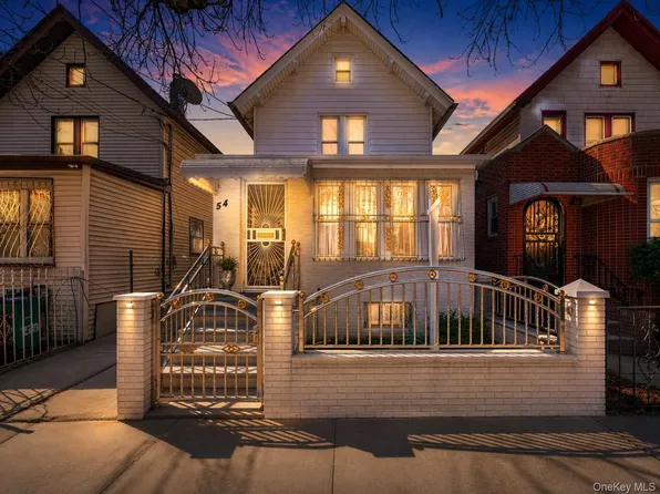 54 Chestnut Street, Brooklyn, NY 11208