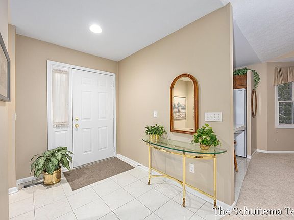 4th image of 2614 Rolling Ridge Ln NW