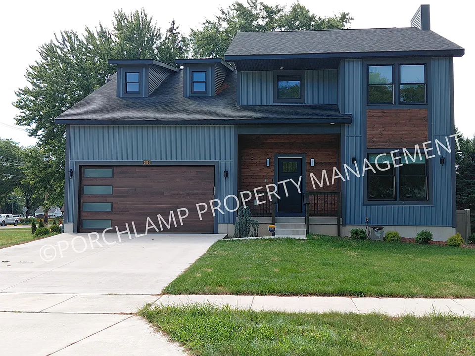 1034 Arlington Ave
