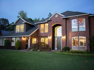 29883 SW Old Well Rd, West Linn, OR 97068