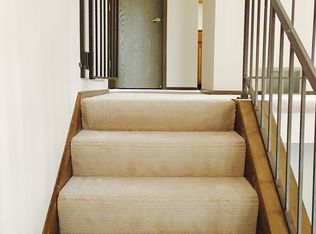 5288 Beachside Dr, Minnetonka, MN 55343