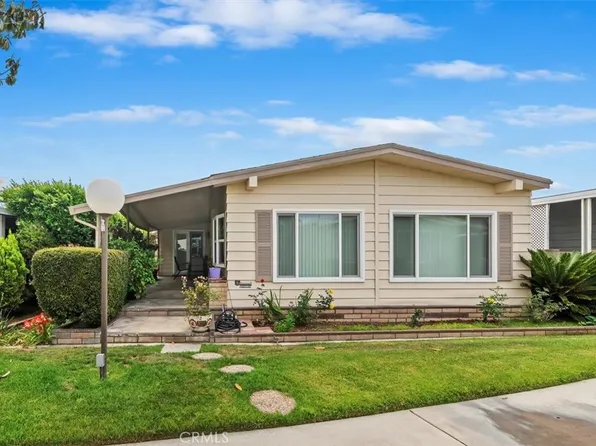 345 Crestlake Cir, Placentia, CA 92870