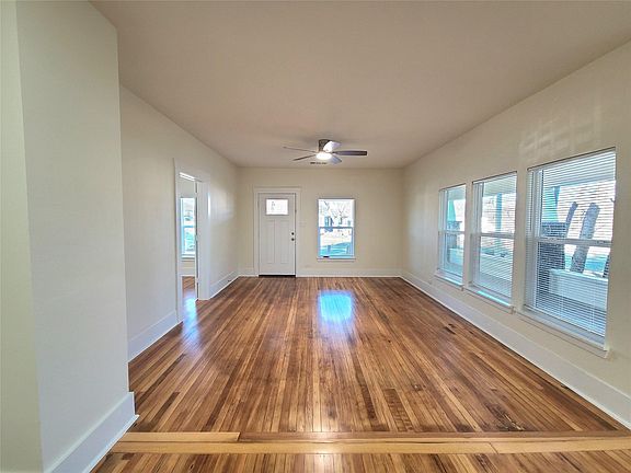 5th image of 110 W Morton St