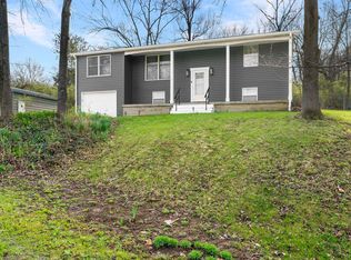 56 Knoll Crest Ct, West Lafayette, IN