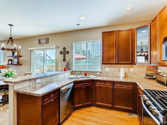 3rd image of 4377 Applecrest Cir