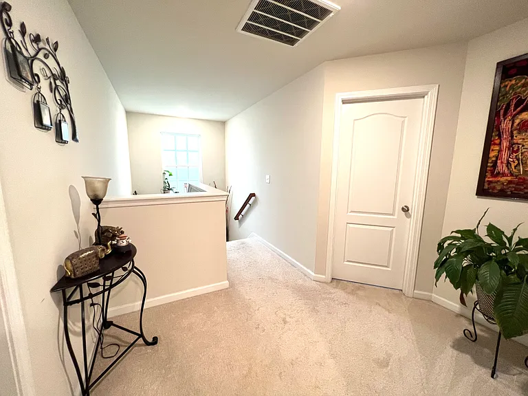 1031 Winnett Dr — Photo 38