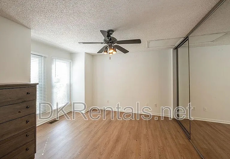 2200 Goodwood Blvd SE — Photo 15