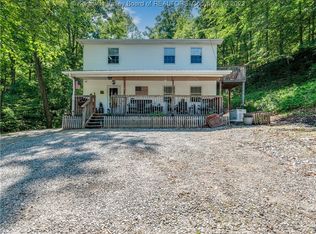 975 Panther Lick Rd, Culloden, WV 25510