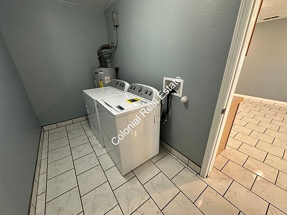 4th image of 1704 W 12th St APT B