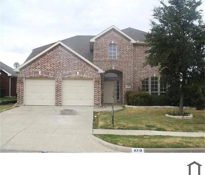 6315 Hillview Ln