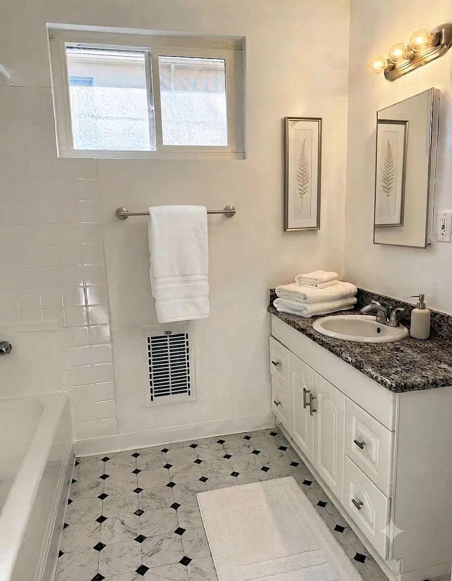 2 bed, 900 sqft, $2,345 — Photo 2