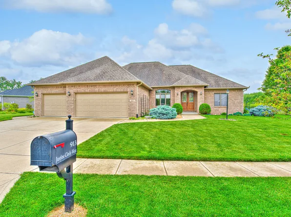 913 Justine Cir, Indianapolis, IN 46234
