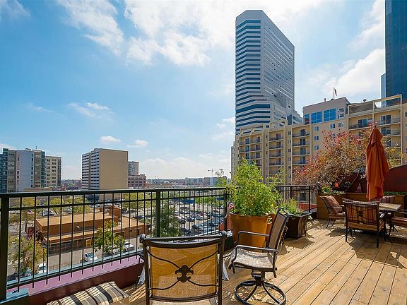 5th image of 1800 Lawrence St APT 501