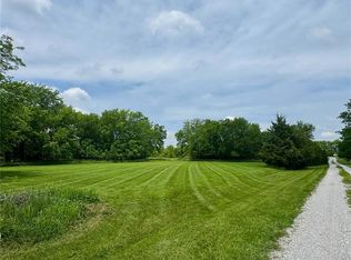 13 Texas Dr, Linn Valley, KS 66040