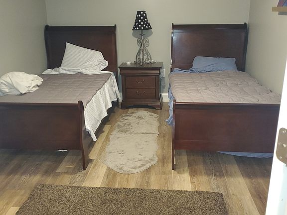 4th image of 156B S Prospect St #156B