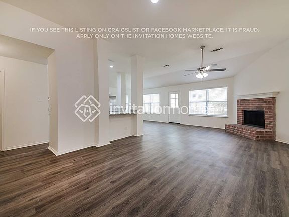 4th image of 716 Flagstone Way