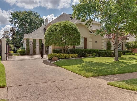 2nd image of 4109 Wellington Dr