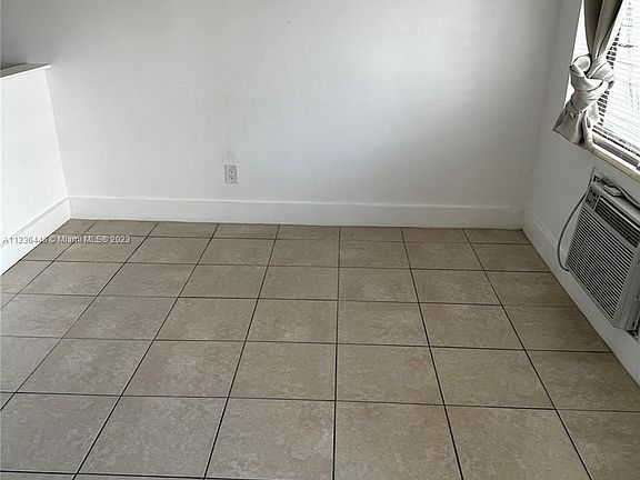 2nd image of 8135 Crespi Blvd APT 4