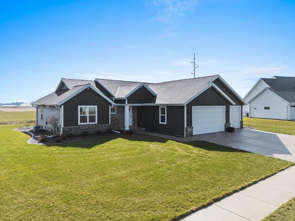 N9360 Dusty Dr, Appleton, WI 54915