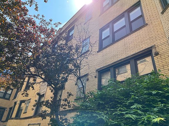 2nd image of 4611 N Paulina St