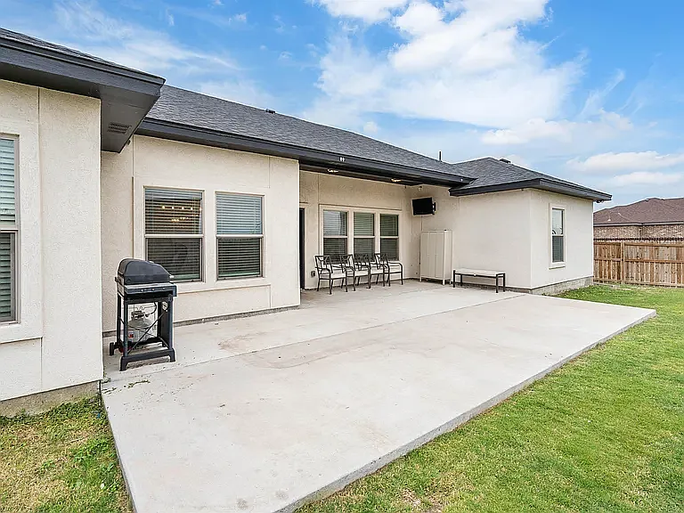 423 Pitaya Ln — Photo 38