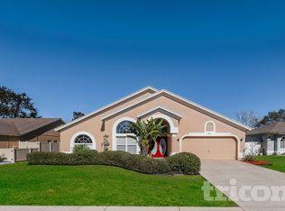 1614 Sand Hollow Ln, Valrico, FL 33594