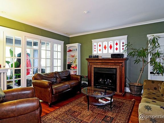 2nd image of 1541 W Norwood St