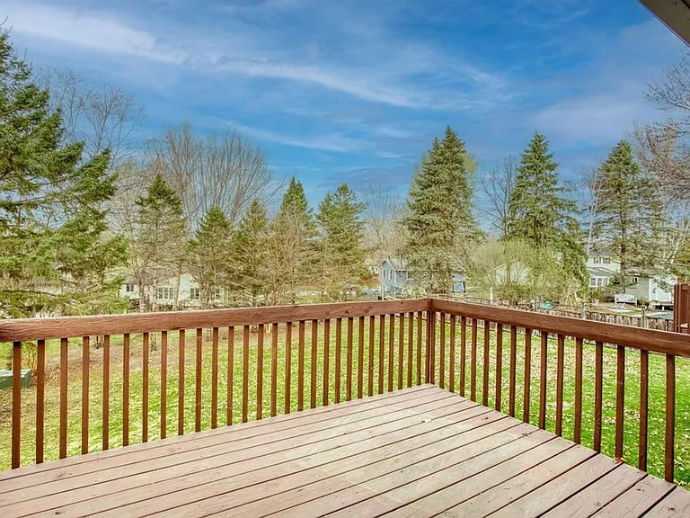 615 High Ridge Rd — Photo 9