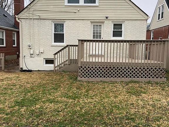 3rd image of 2441 Emil Ave