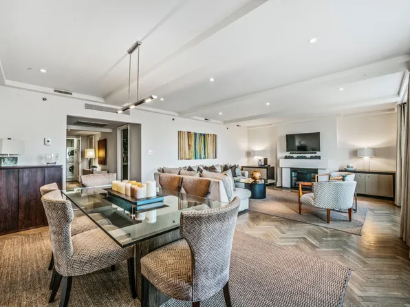 160 Central Park South image 3 of 14