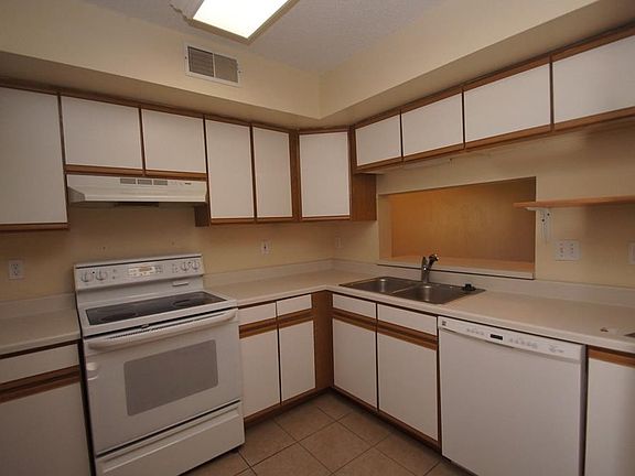 Kitchen with  a view and appliances that stay